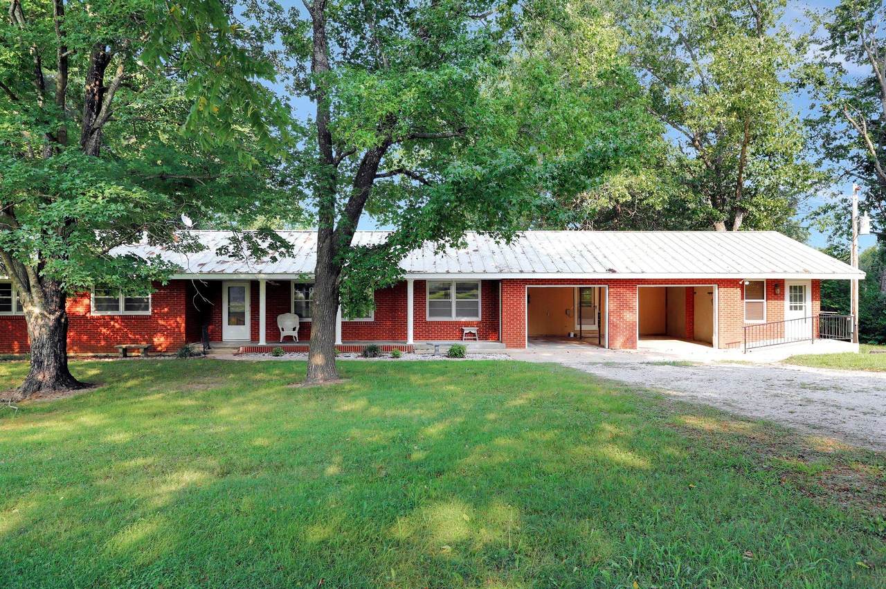 2816 Burke Avenue - Photo 1