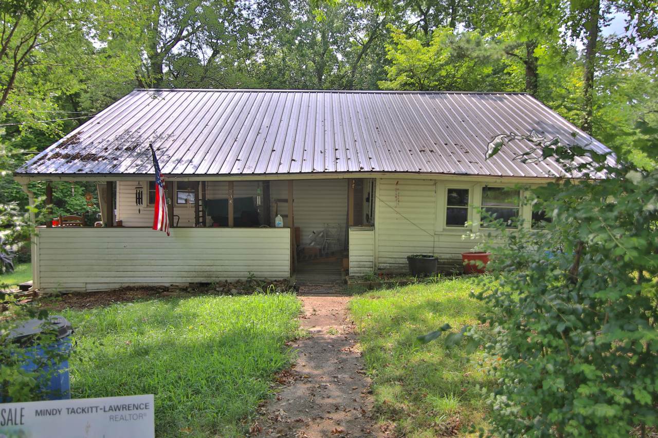 608 5th Street - Photo 1