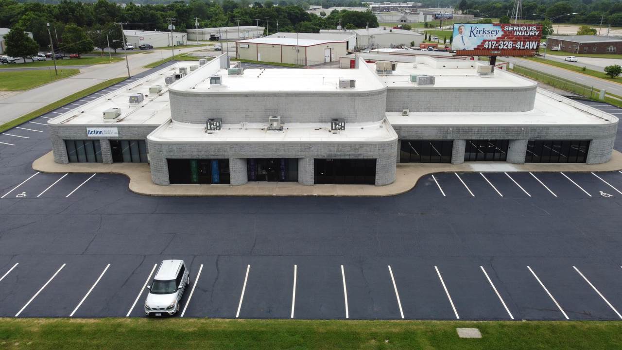 2025 Chestnut Expressway - Photo 1