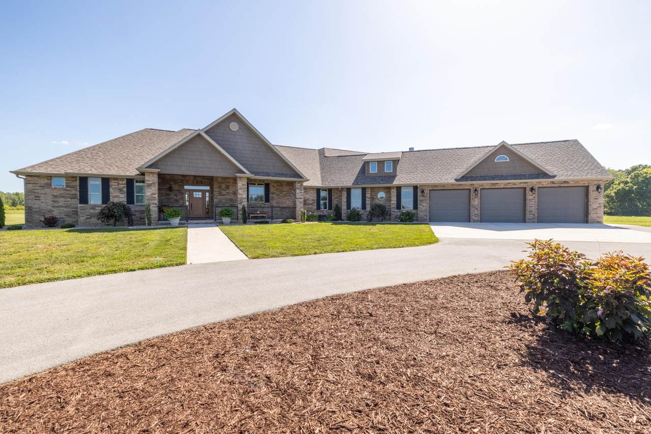 6810 Farm Rd 106 - Photo 1