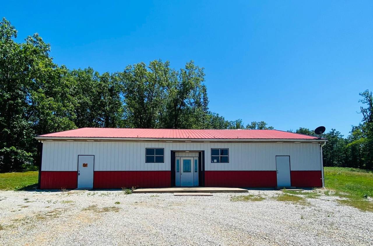 3924 County Road 2600 - Photo 1