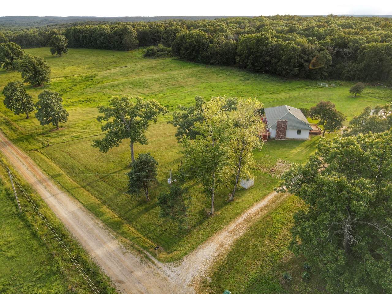 4275 25 Road - Photo 1