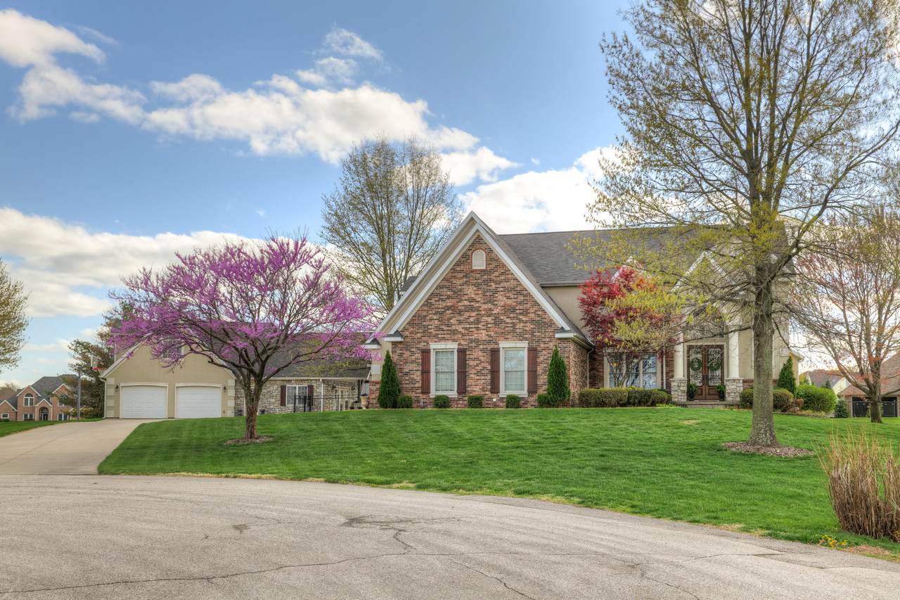 1367 Ashley Drive - Photo 1