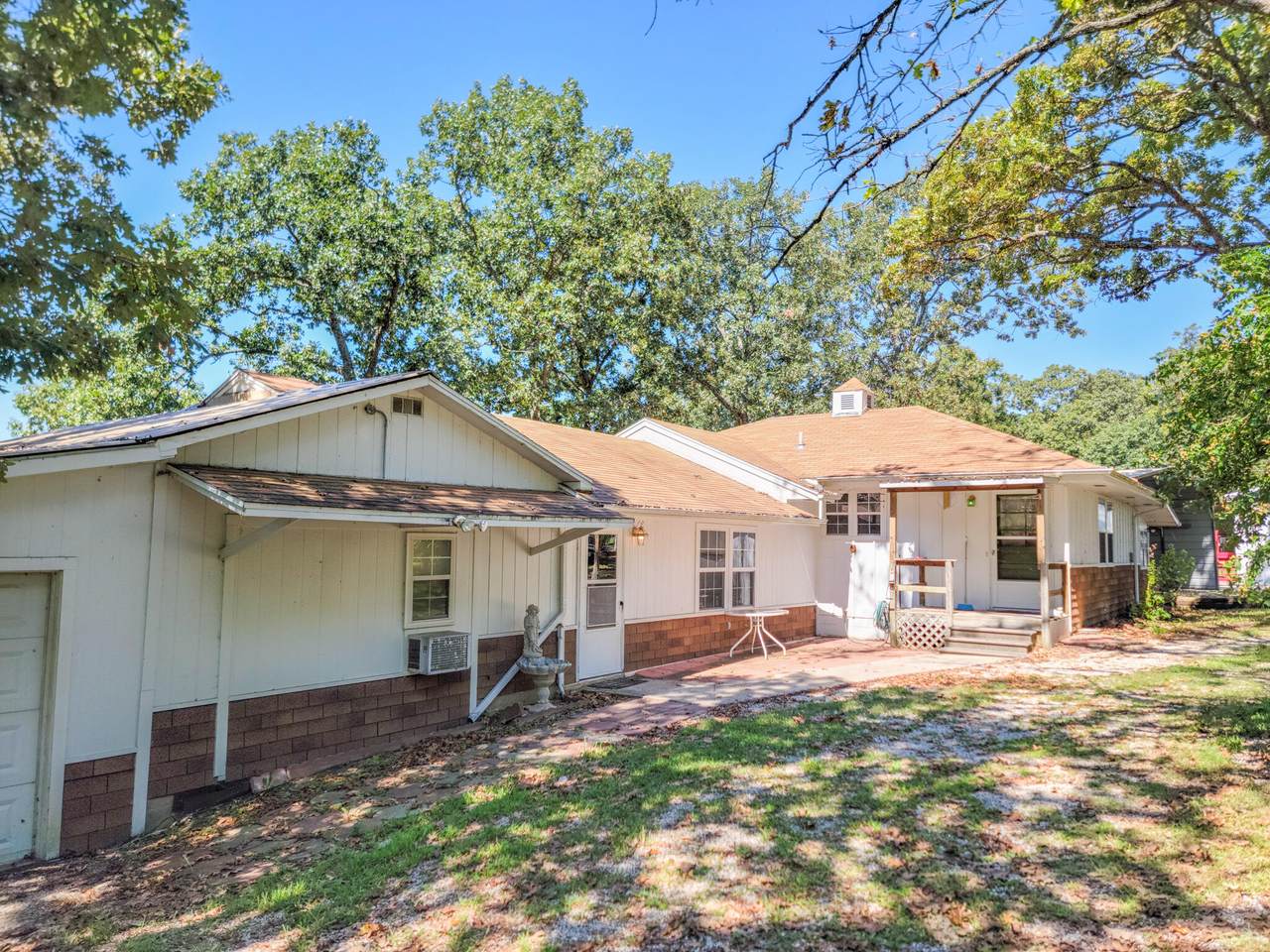 24477 Maple Street - Photo 1