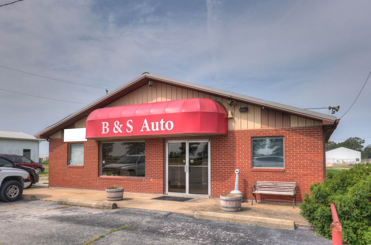 18724 Highway 59 - Photo 1