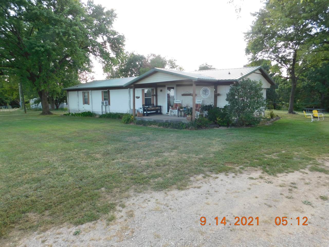 4586 State Highway 90 - Photo 1