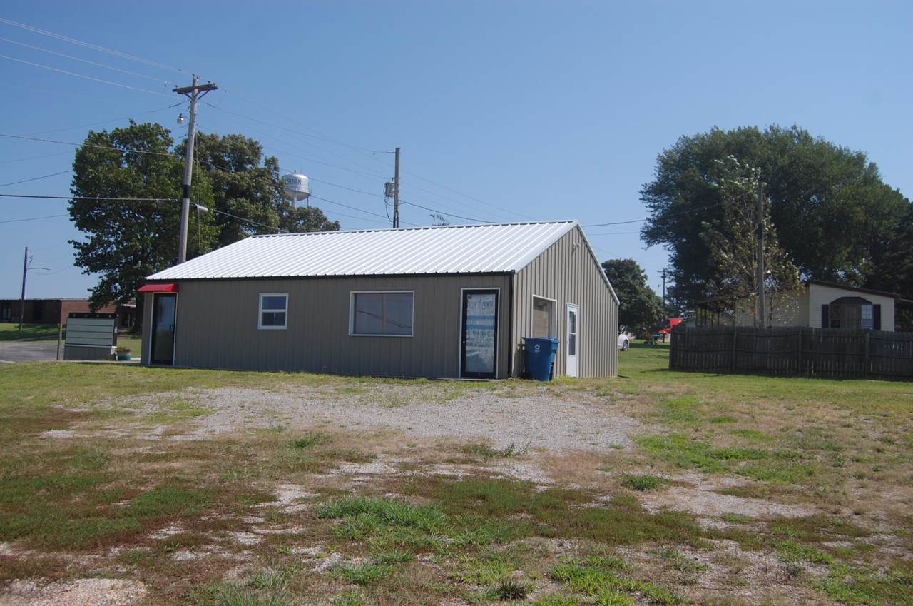 420 Pineville Road - Photo 1