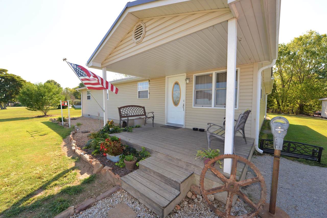 711 Doc Miller Road - Photo 1