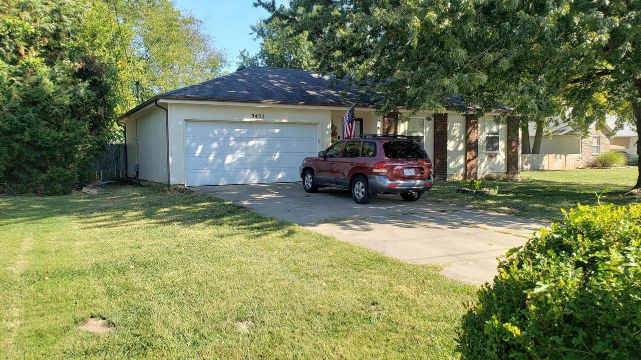 3435 Riverside Street - Photo 1