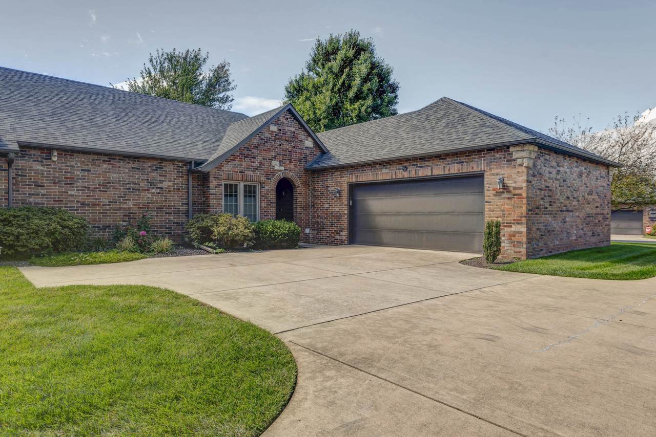 1750 Bennett Street - Photo 1