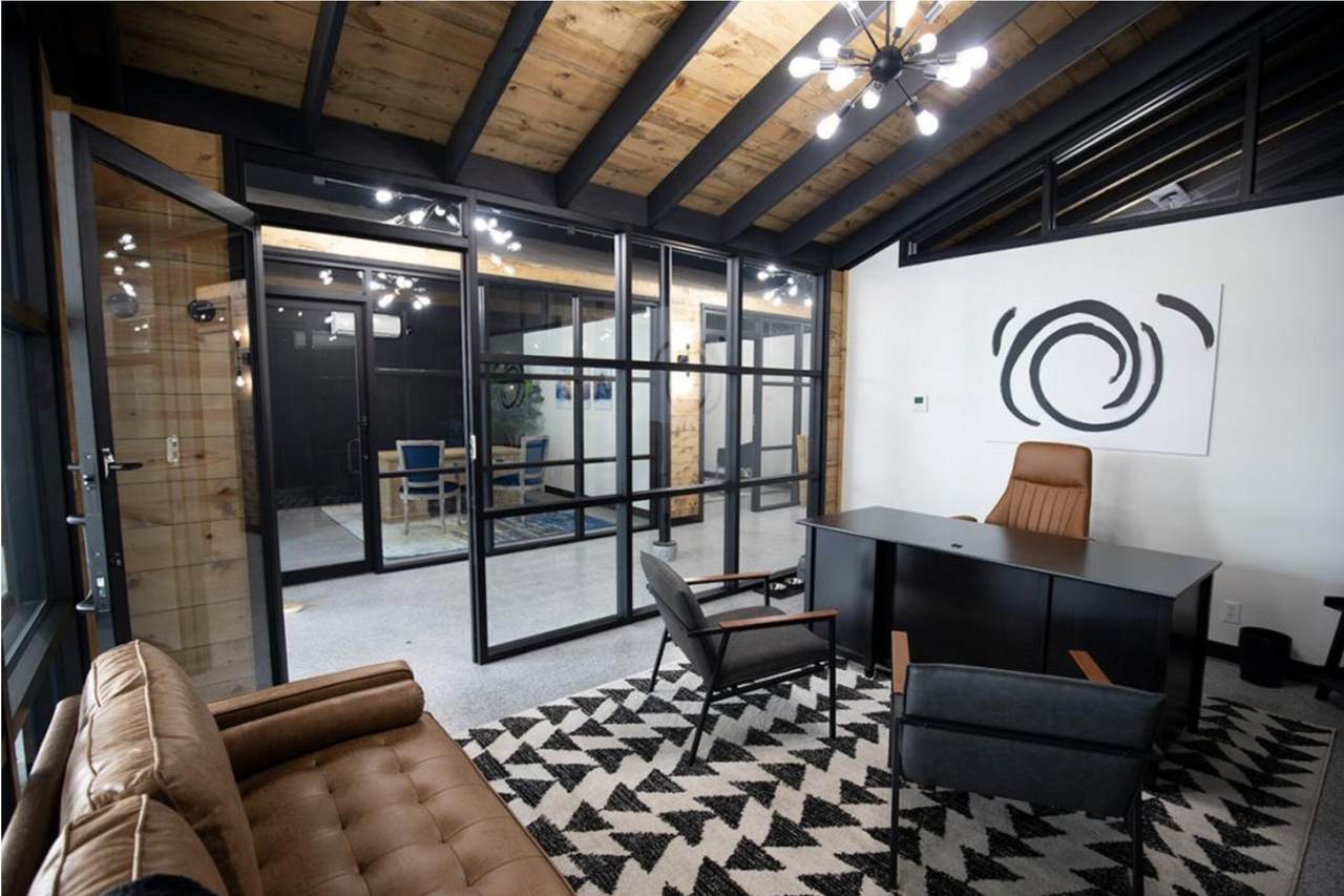 128 10th Street - Photo 1
