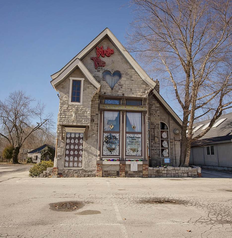 2037 Waverly Avenue - Photo 1