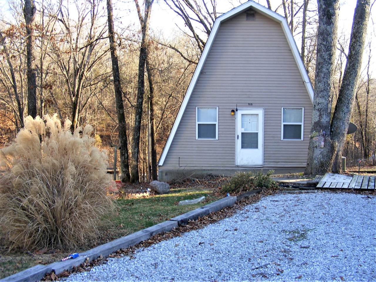 166 Lindenview Circle - Photo 1