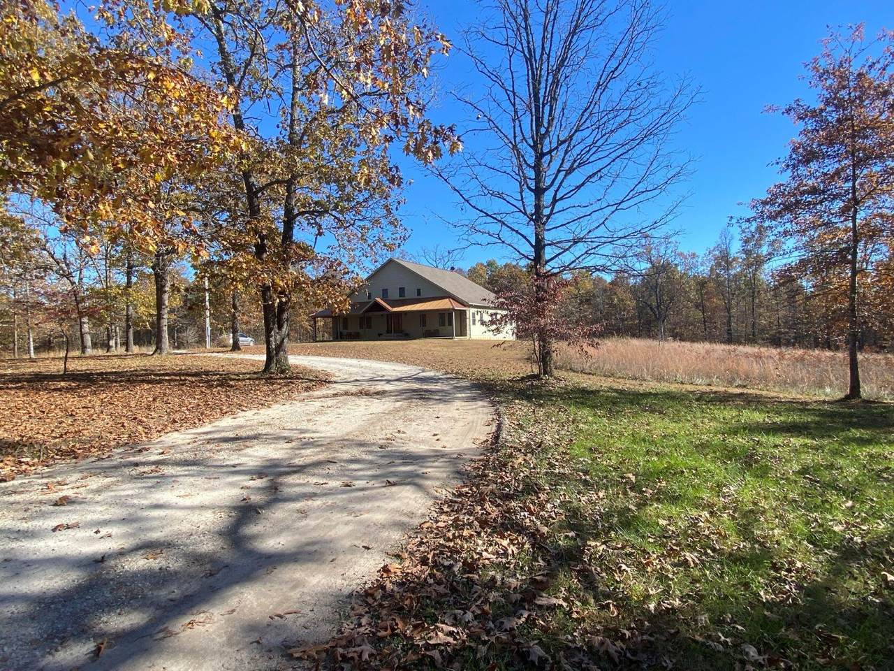 10556 County Road 9510 - Photo 1