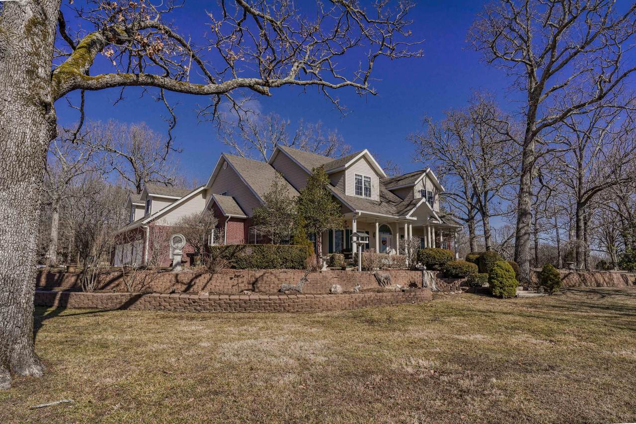 583 Spring Valley Loop - Photo 1