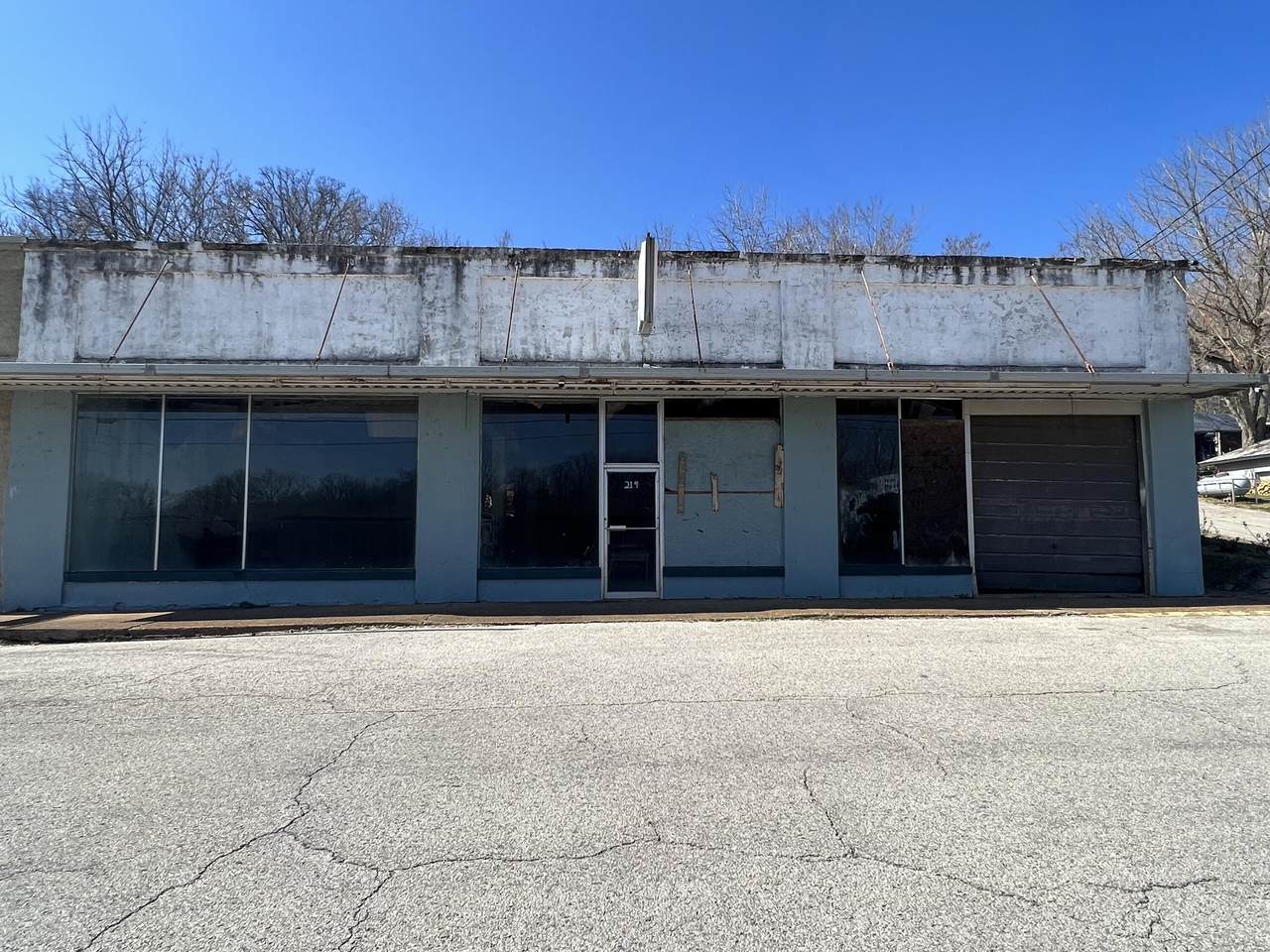 219 Front Street - Photo 1