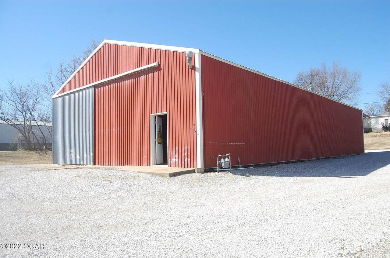 209 Meridian Street - Photo 1
