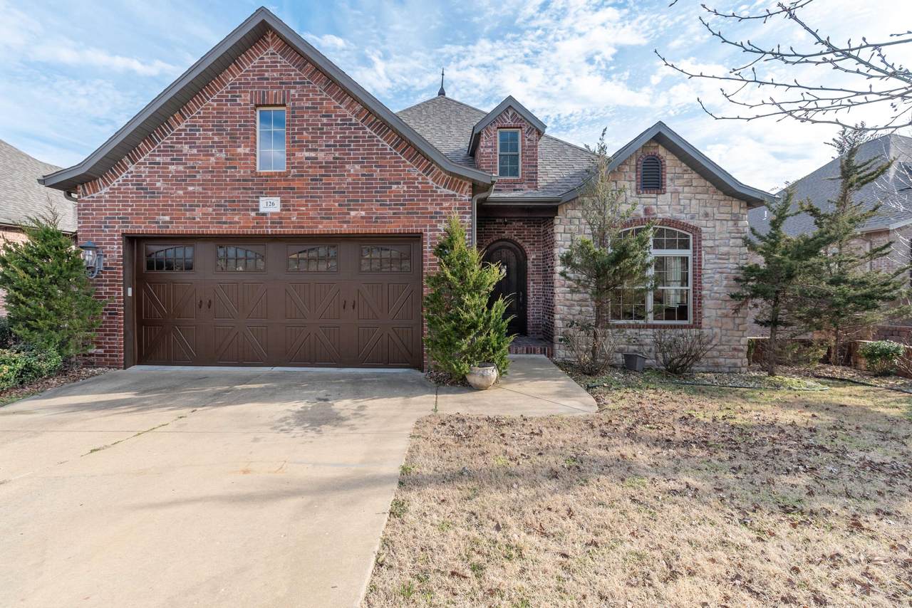 126 Southview Court - Photo 1