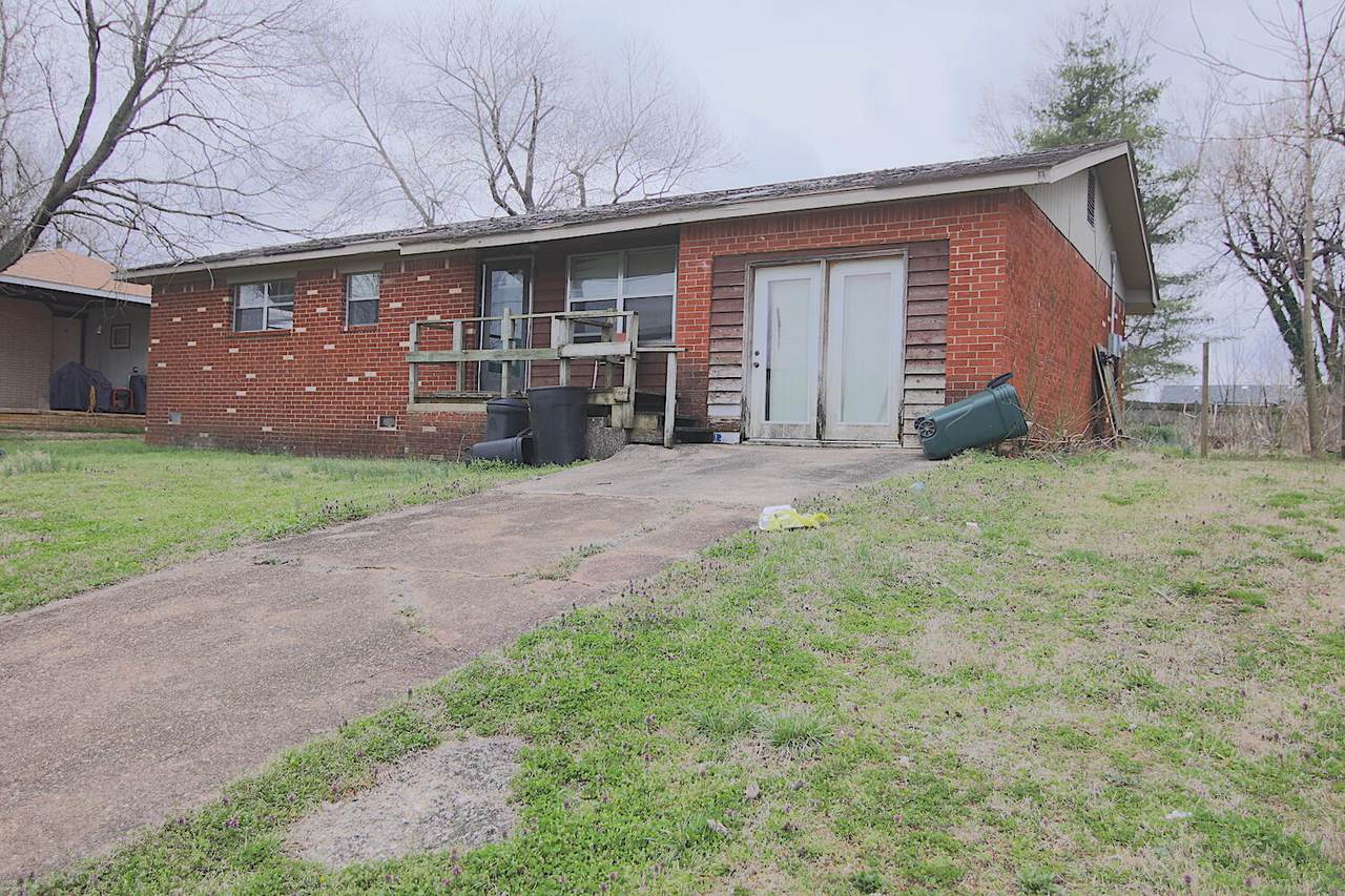 230 Missouri Avenue - Photo 1