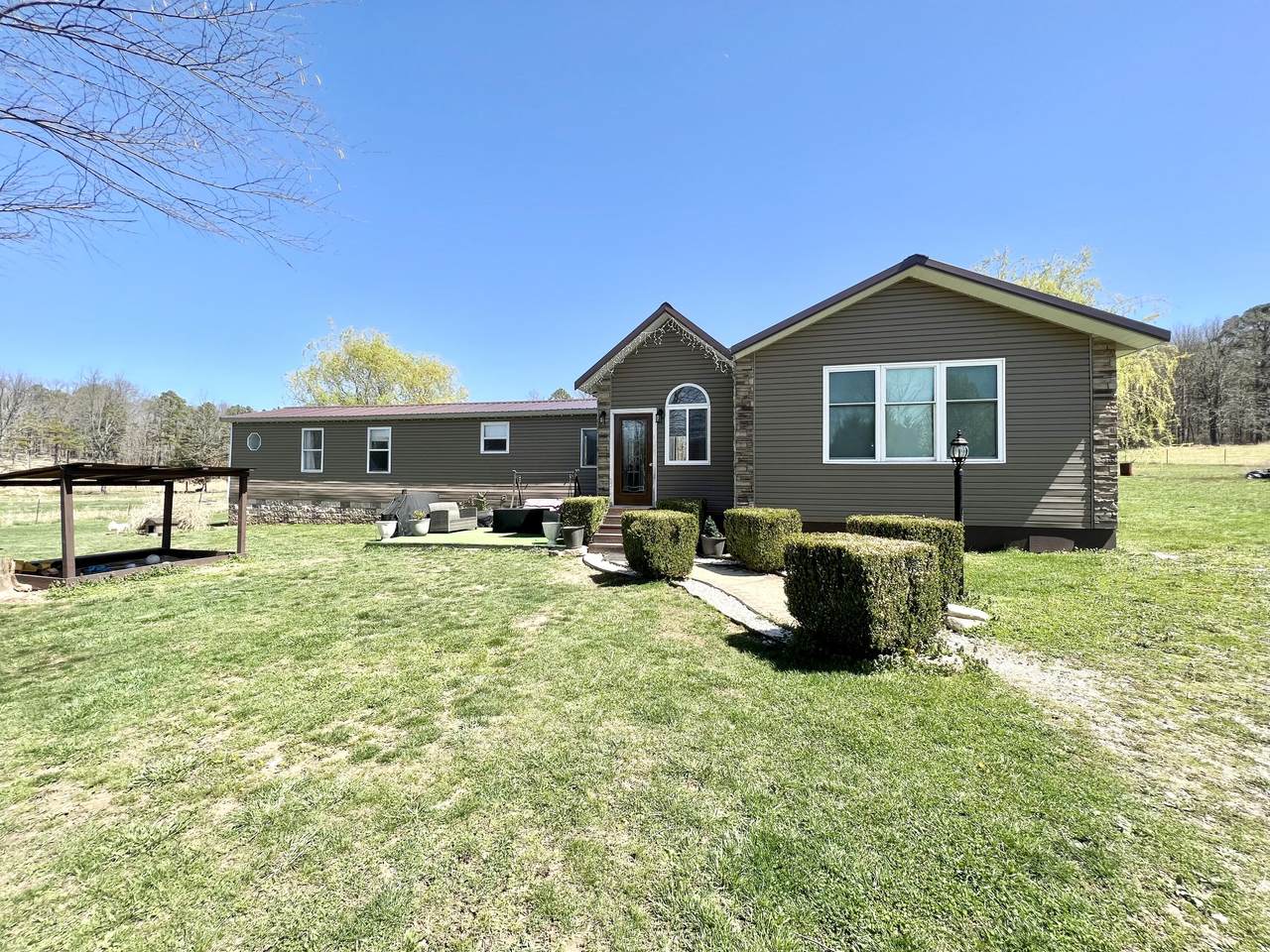 4660 Private Rd 5123 - Photo 1