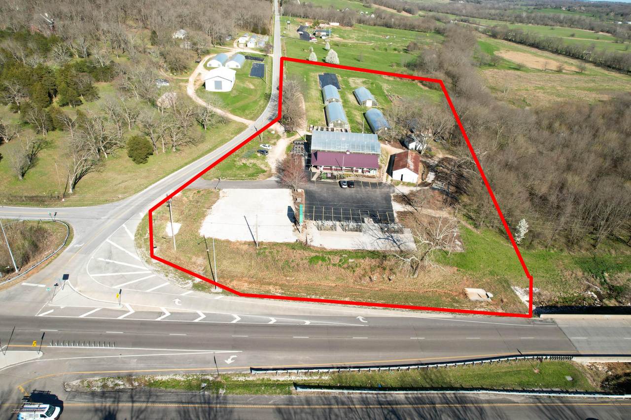234 Farm Road 192 - Photo 1
