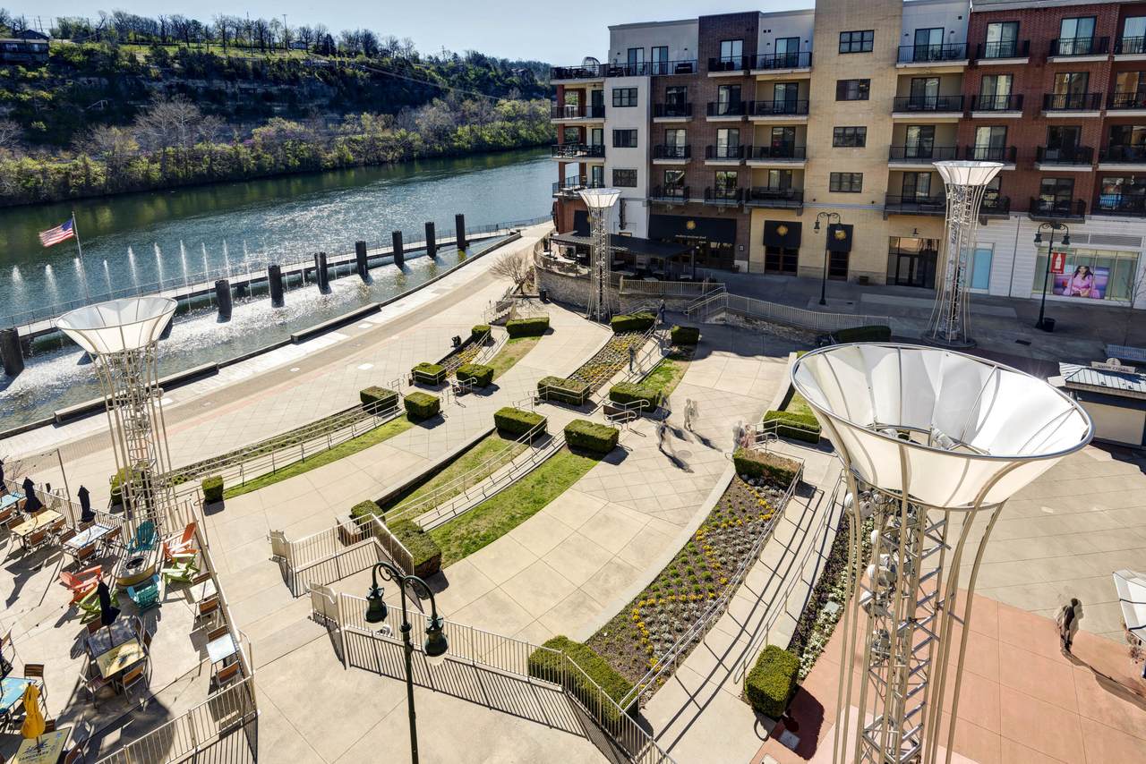 9412 Branson Landing Boulevard - Photo 1