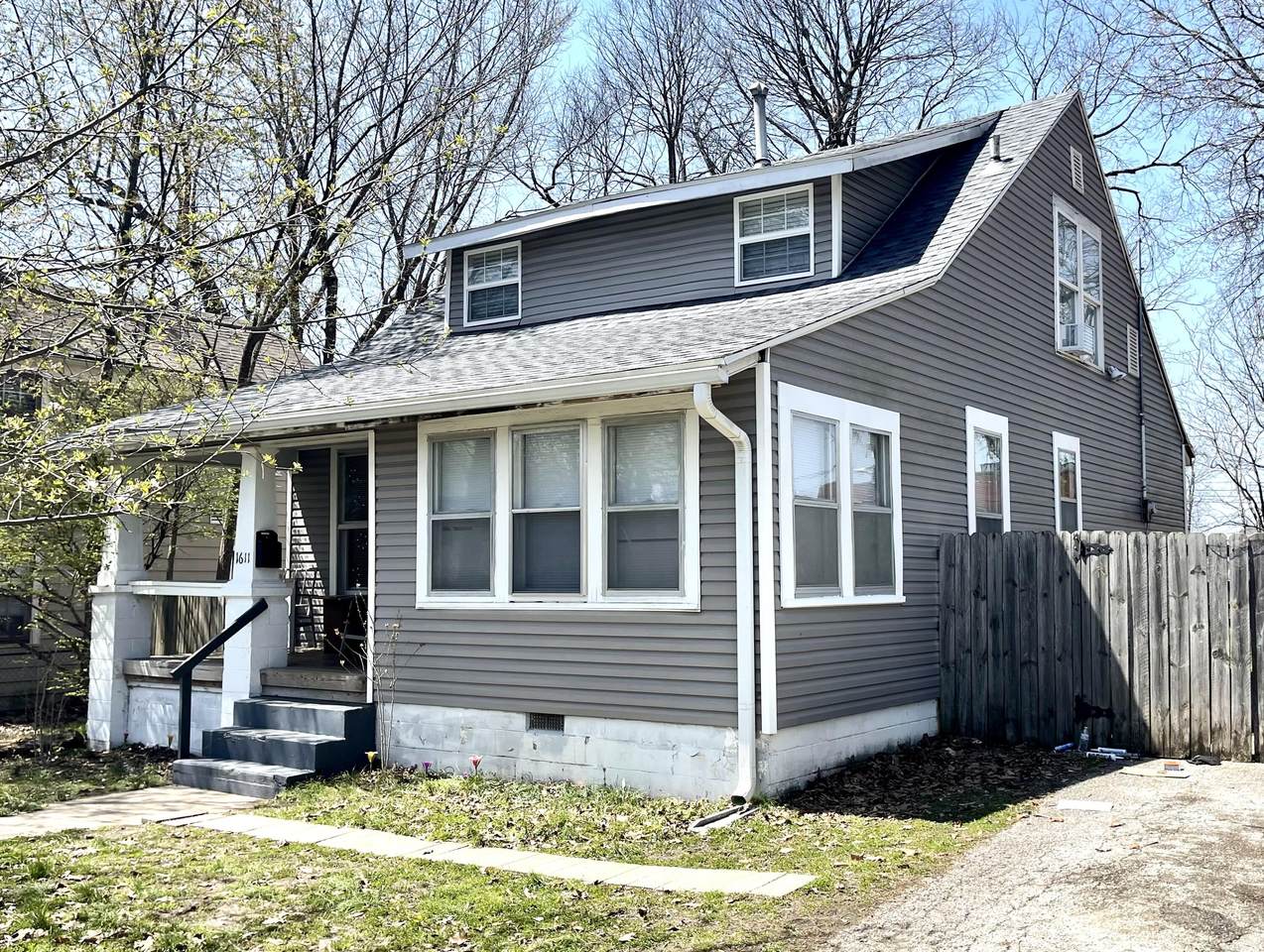 1611 Jefferson Avenue - Photo 1