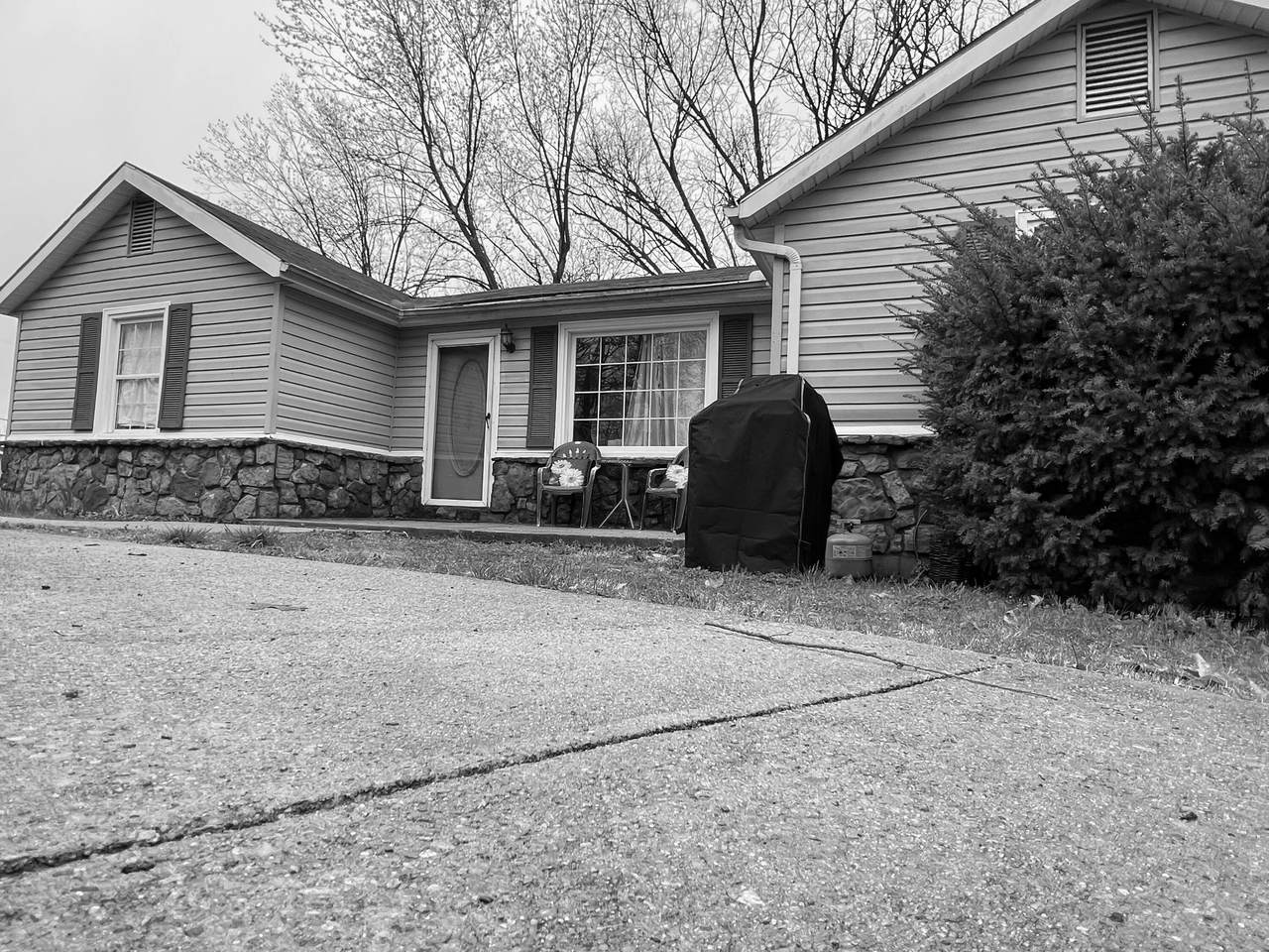 2002 Cash Street - Photo 1