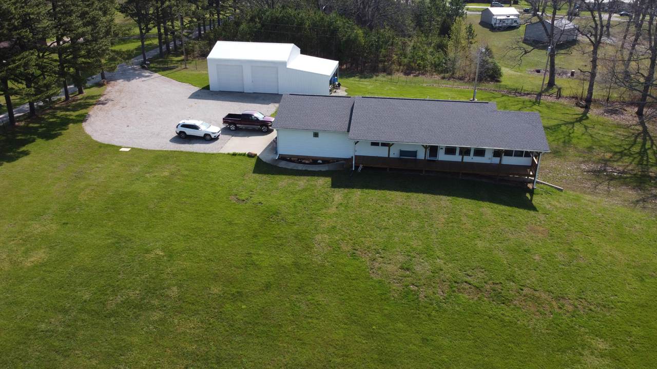 1150 County Road 4110 - Photo 1