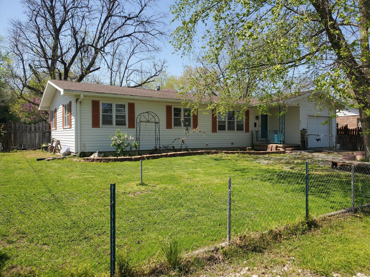 501 Mill Street - Photo 1
