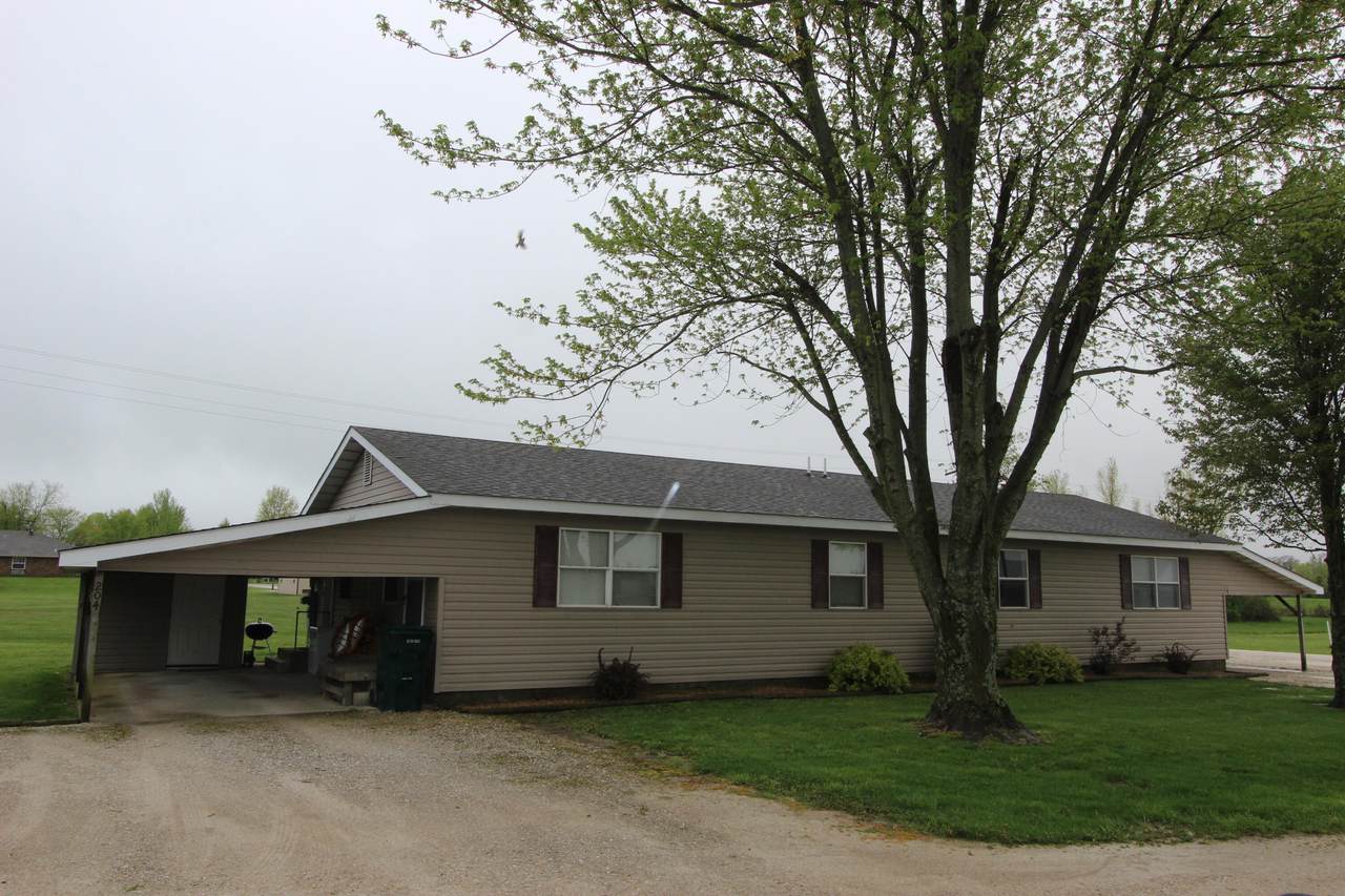 204 Velma Street - Photo 1