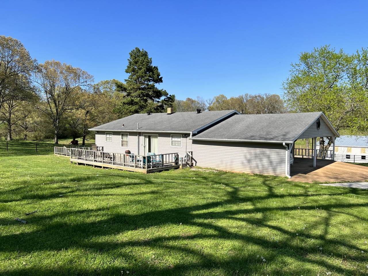 130 Reynolds Lane - Photo 1