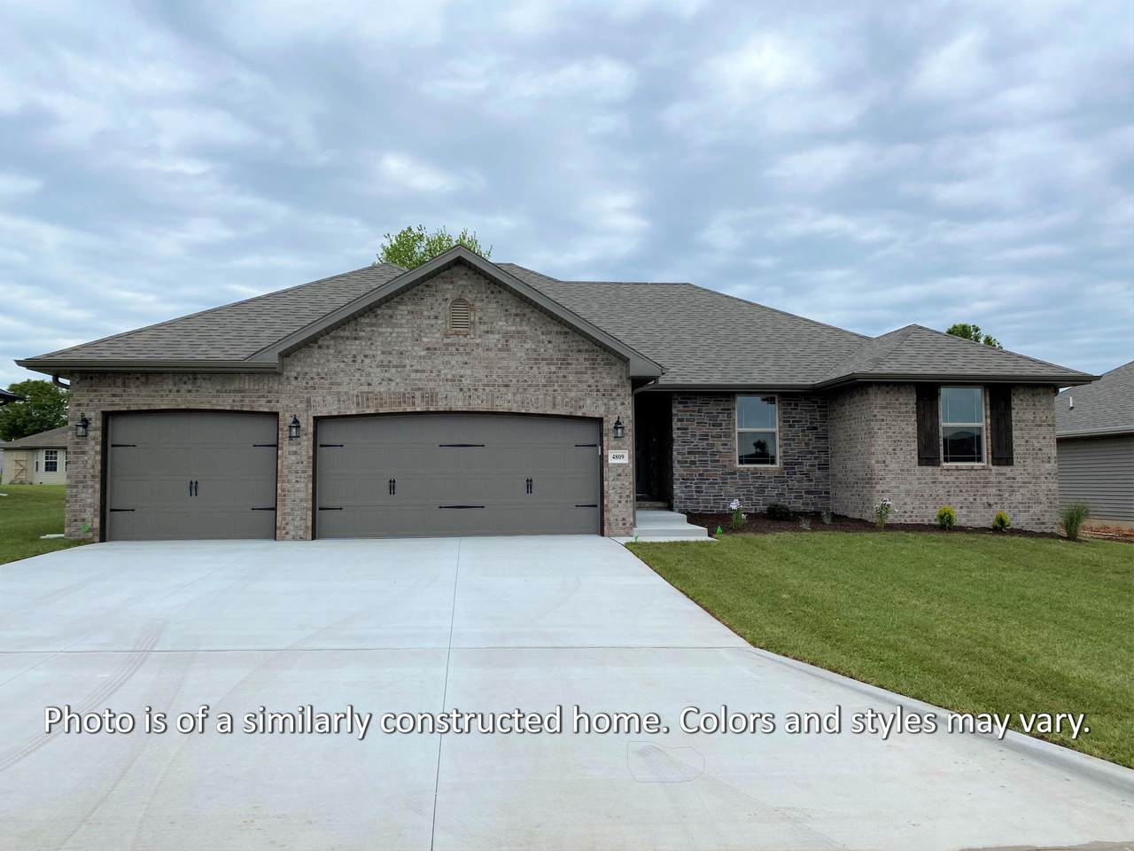 713 Jozlynn Avenue - Photo 1
