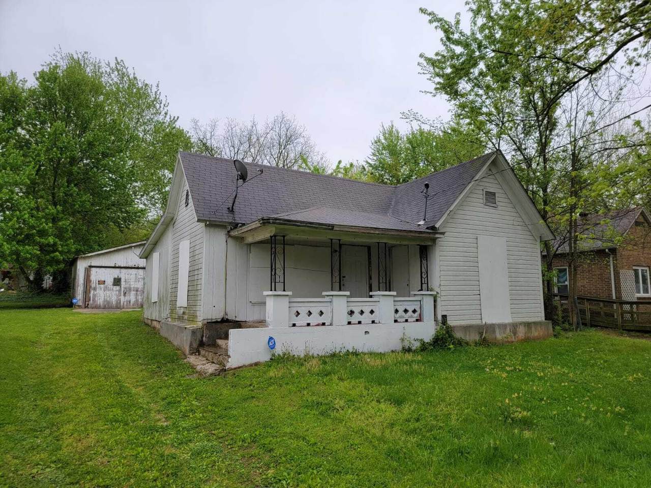 2016 Travis Avenue - Photo 1