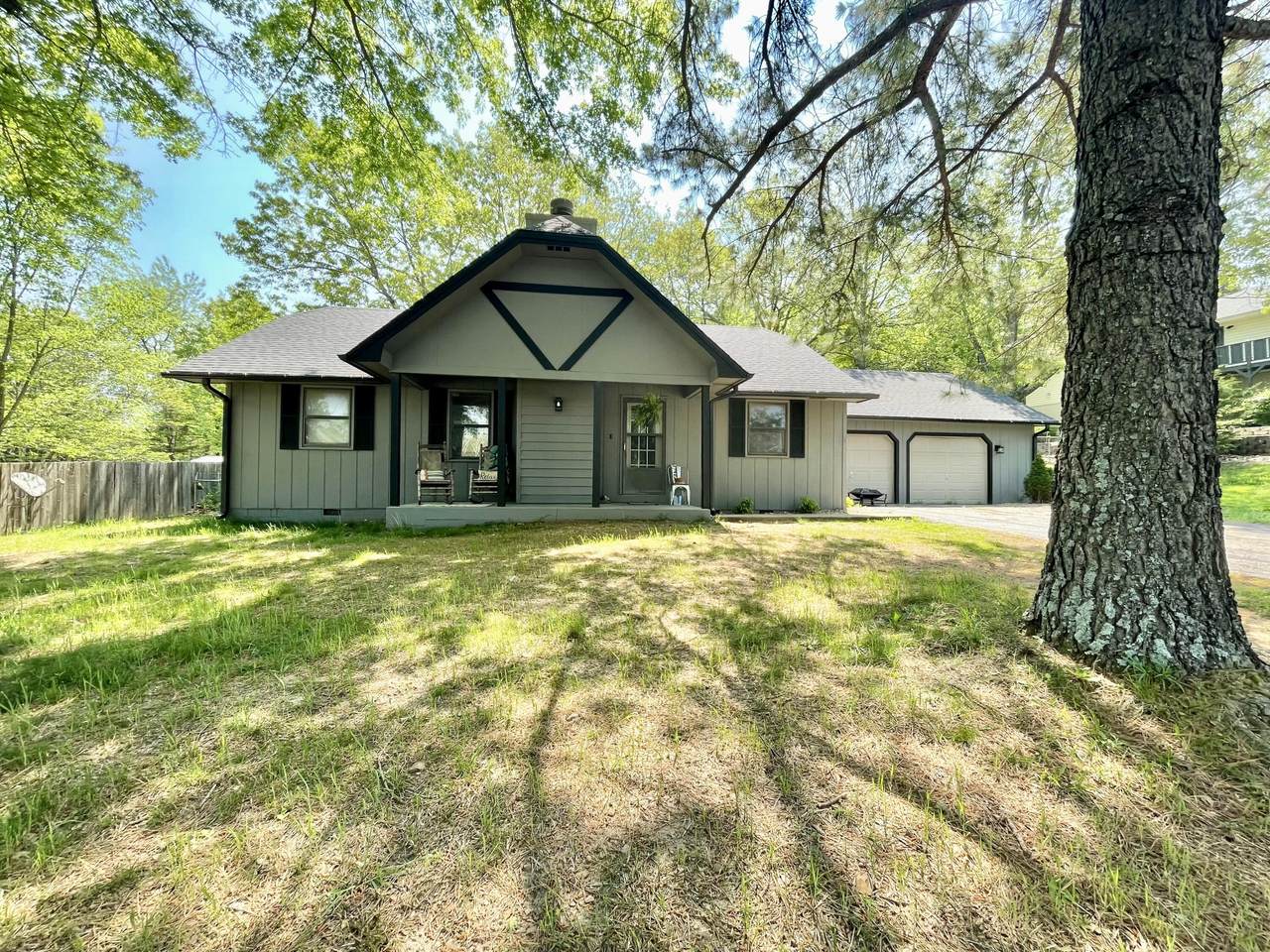 704 East Pamela - Photo 1