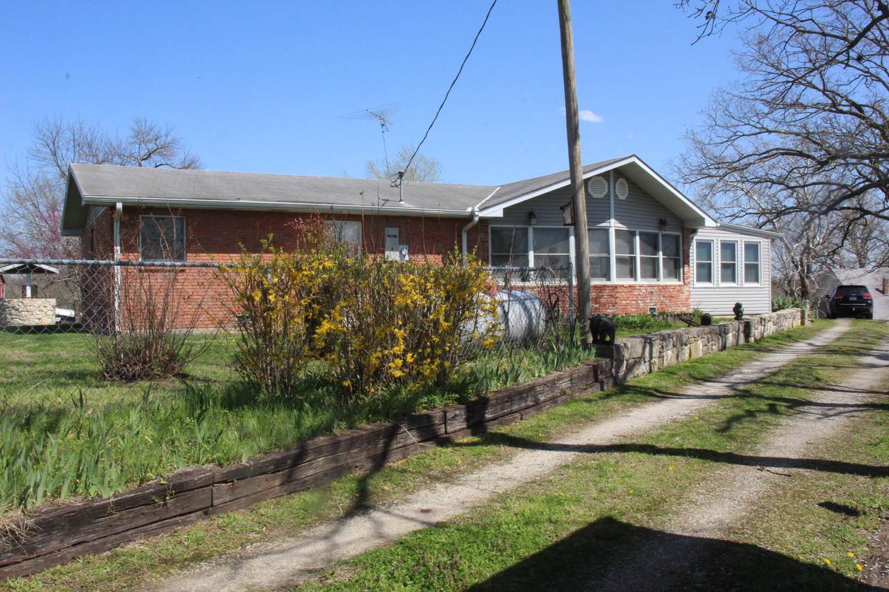 18760 Cedar Street - Photo 1