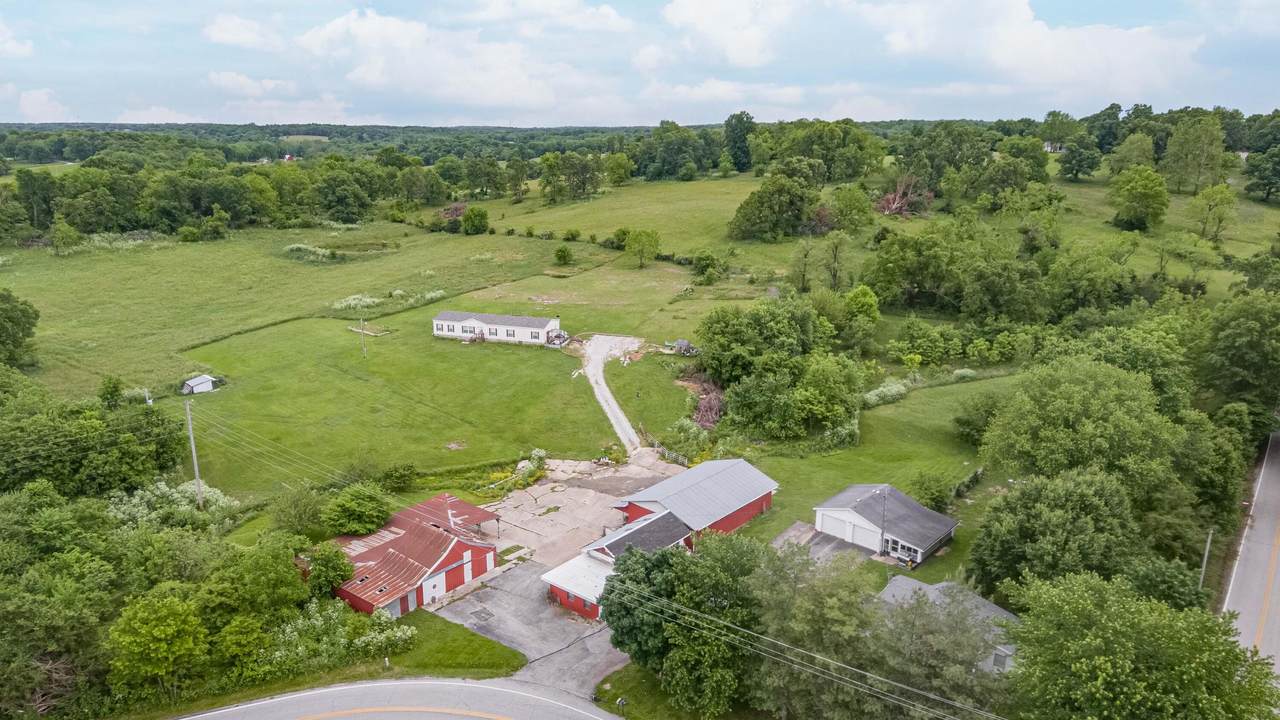 4772 Farm Road 54 - Photo 1