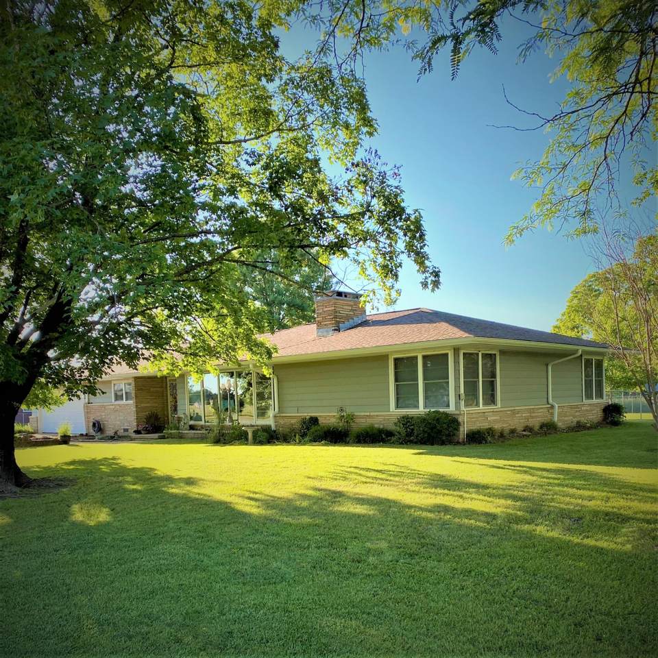 1114 State Hwy 13 - Photo 1