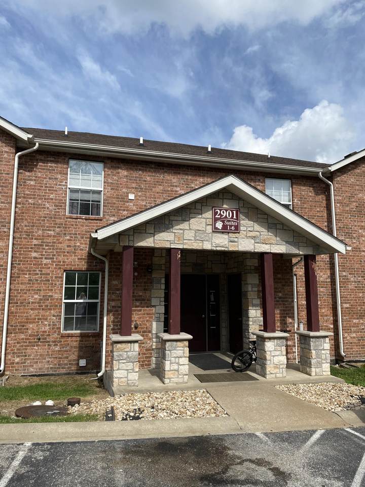 2901 Vineyards Pkwy Bldg 1 Unit 5 - Photo 1
