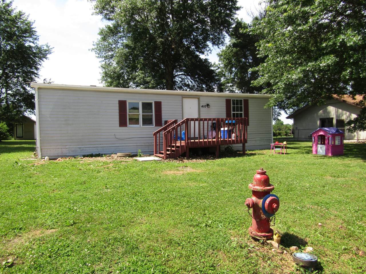 410 Howard Avenue - Photo 1