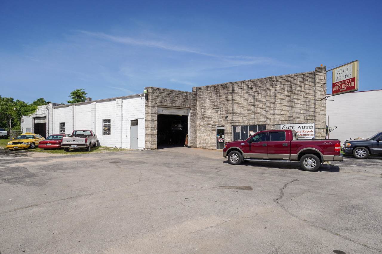 2541 College Road - Photo 1