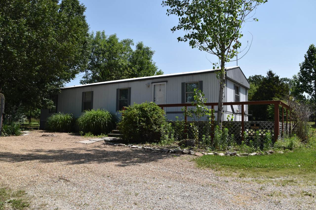 2896 Us Highway 65 - Photo 1