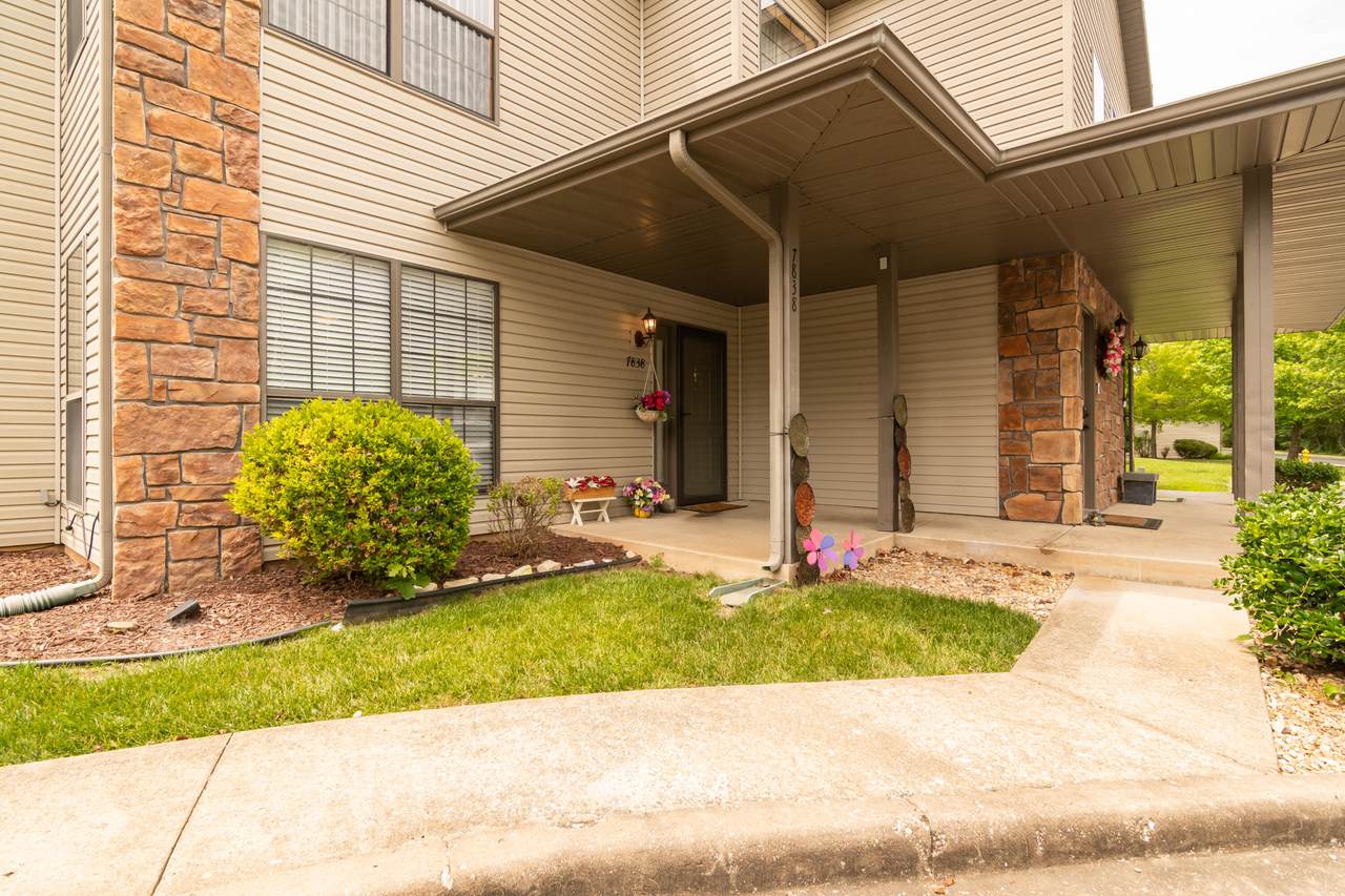 7838 Cozy Cove Road - Photo 1