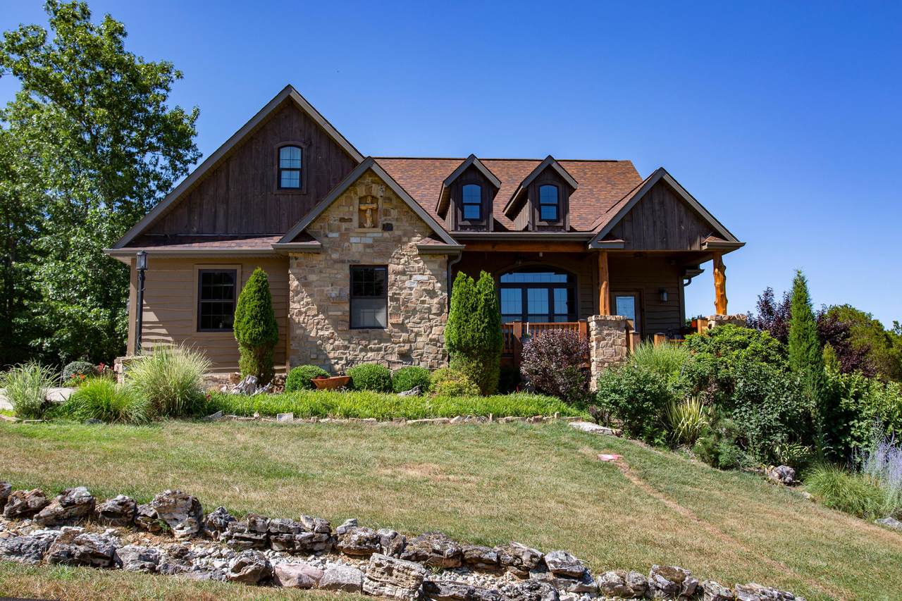 637 Meadowview Lane - Photo 1