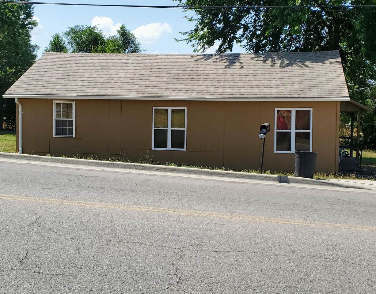 310 & 312 Thornburgh Street - Photo 1