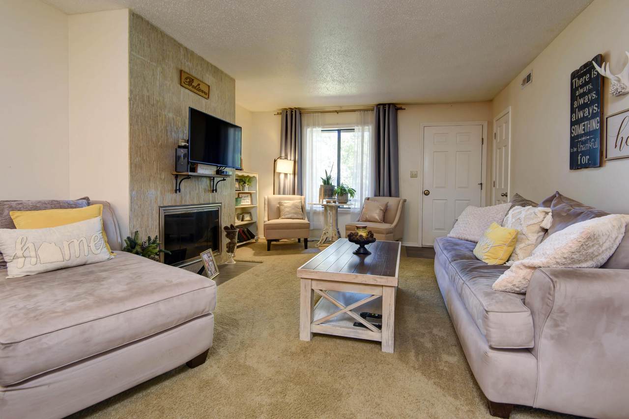 165 Keel Lane - Photo 1