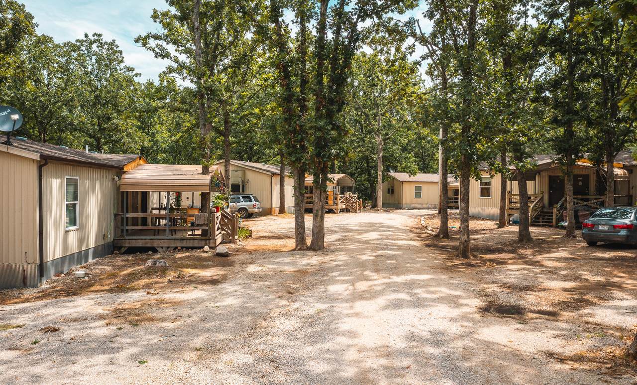 20248 Hartford Road - Photo 1