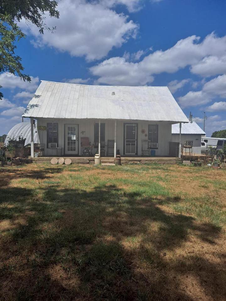 756 Cr 384 - Photo 1