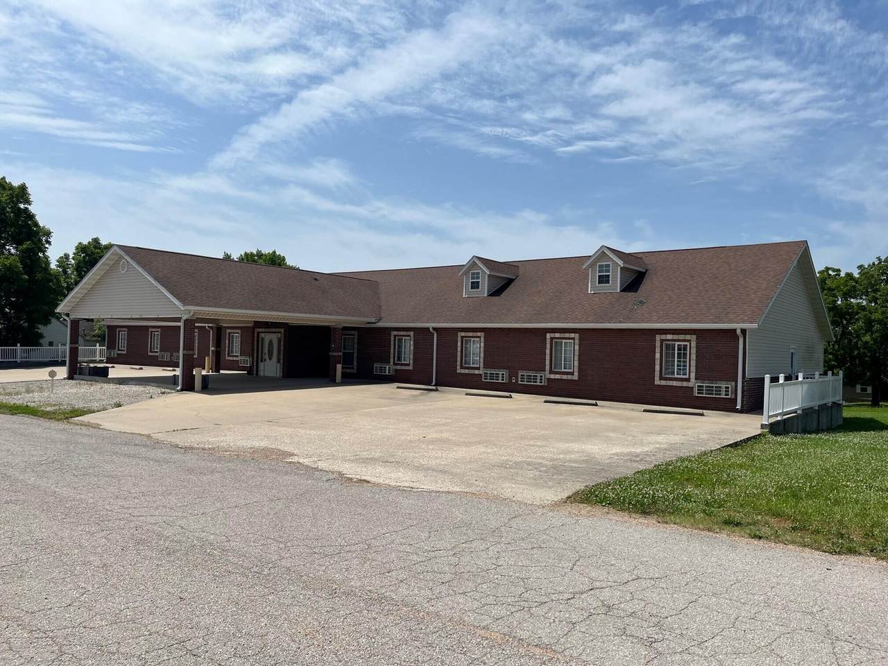 103 Pulaski Avenue - Photo 1