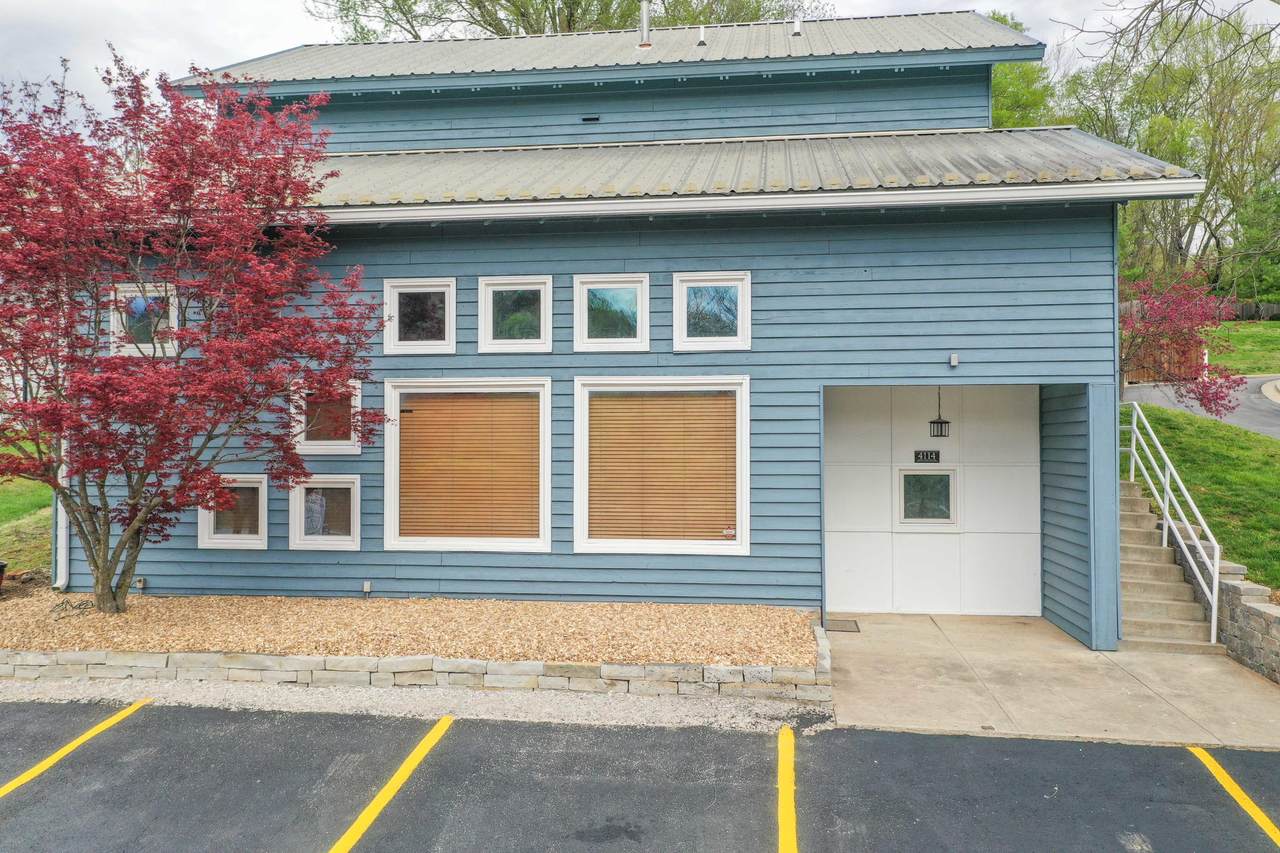 4114 Lone Pine Avenue - Photo 1